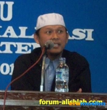 "Banyak Dosen UMS Solo Terjangkit Pemikiran Orientalis"