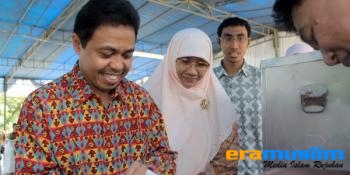 Tak Tegas Terhadap Tempat Mesum, FPI Depok Hadiahi Nur Mahmudi Konde & Pakaian Dalam