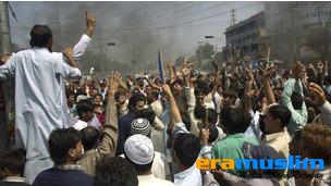 Sedikitnya 10 Orang Tewas dalam Demo Kecam Film Anti Islam di Pakistan