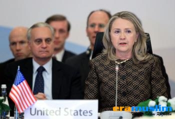 Hillary Clinton Desak Assad Segera Meninggalkan Suriah