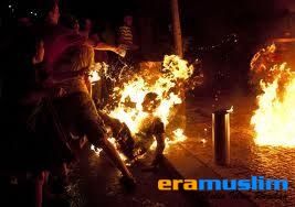 Demonstran Bakar Diri di Israel