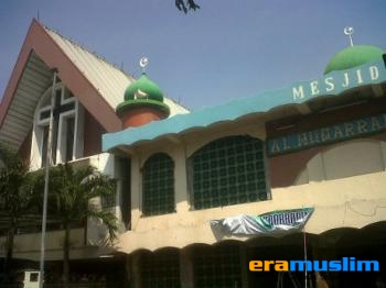 Contoh Toleransi Kebablasan, Masjid Al-Muqarrabien dan Gereja Mahanaim Tolak Direlokasi