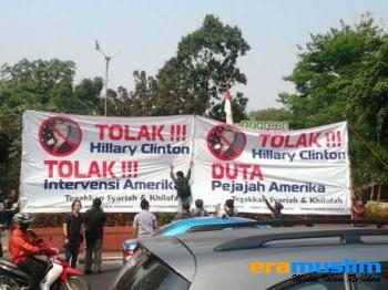Hizbut Tahrir Indonesia Demo Tolak Hilarry di Bundaran HI