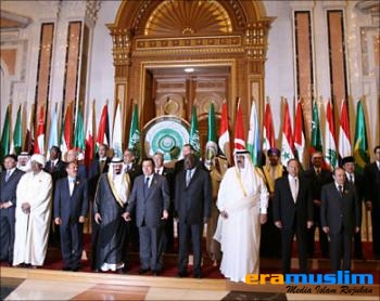 Negara-Negara Arab Desak Presiden Assad Segera Serahkan Kekuasaan