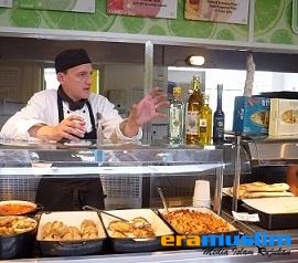 Menu dari Daging Babi Dihapus di Kantin Sekolah Inggris
