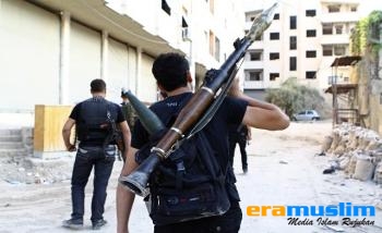 Mualaf Inggris Bergabung dengan Pejuang Oposisi Suriah di Aleppo