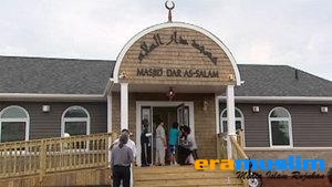 Serangkaian Ancaman Terhadap Masjid Membuat Panik Muslim Kanada