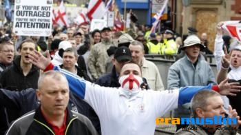 EDL Mulai Rekrut Agama Lain untuk Secara Bersama Menyerang Islam