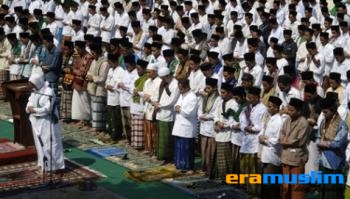 Kering Berkepanjangan, Gubernur Jabar Pimpin Shalat Minta Hujan  