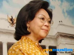 Gebrakan Menkes Baru: Bagi-Bagi Kondom untuk Remaja?