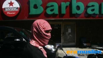 Puluhan Ormas Islam Sweeping Lokalisasi di Surabaya